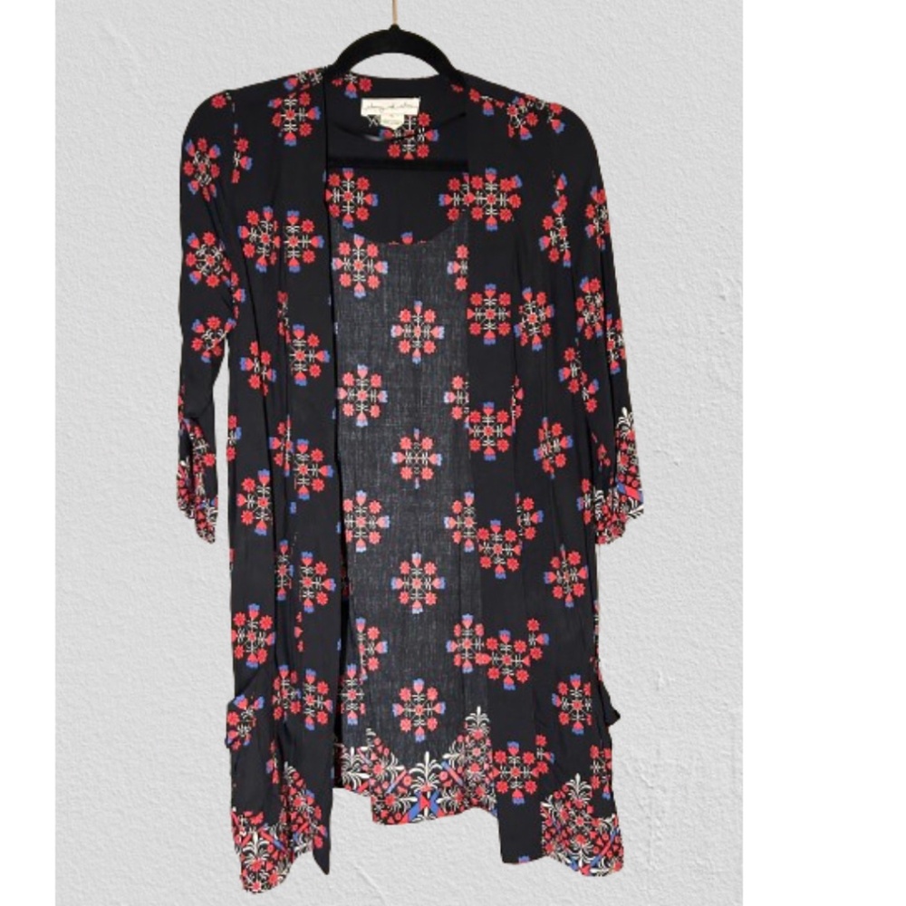 Floral black and red kimono